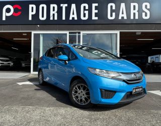 2014 Honda Fit Hybrid F Package image 295778
