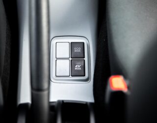 2012 Toyota Aqua S Model, Hybrid, Push start image 298150