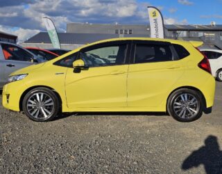 2013 Honda Fit L-package Hybrid image 298221