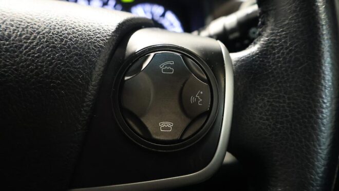 2013 Toyota Camry Hybrid G-Package, Cruise Control, Reverse Camera image 311807