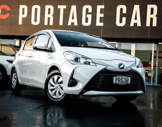 2017 Toyota Vitz F model Hybrid, Push start image 296627