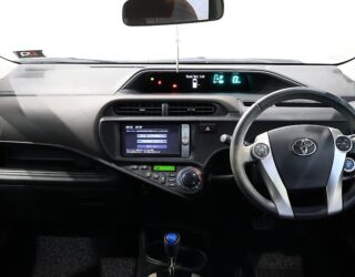 2012 Toyota Aqua G Model Push Start and Reversing Camera image 314836