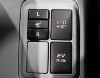 2013 Toyota Aqua S Model. Low KMS Push Button Start image 313634