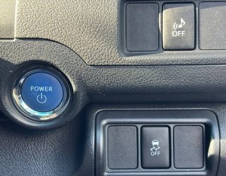 2013 Toyota Camry Hybrid G-Package image 296781