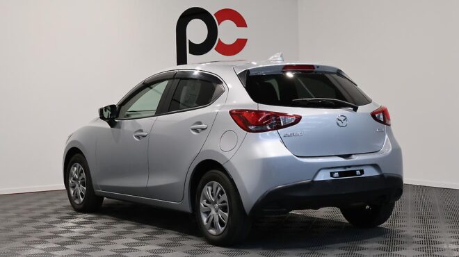 2017 Mazda Demio 13S Super low KMS image 317455