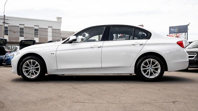 2012 Bmw 320i Sport , Leather PKG image 318655