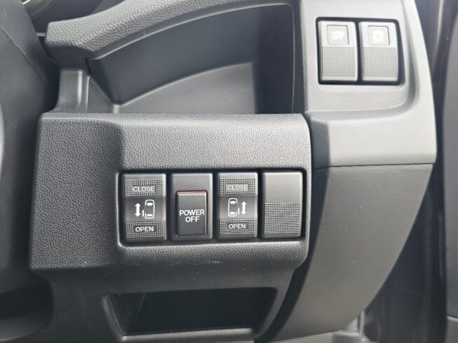 2012 Mazda Premacy 20S Prestige Style Ⅱ Dual Power Sliding Doors image 298642