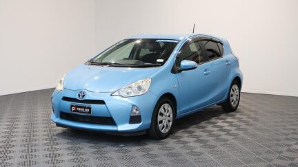 2013 Toyota Aqua S Model. Low KMS Push Button Start image 313615