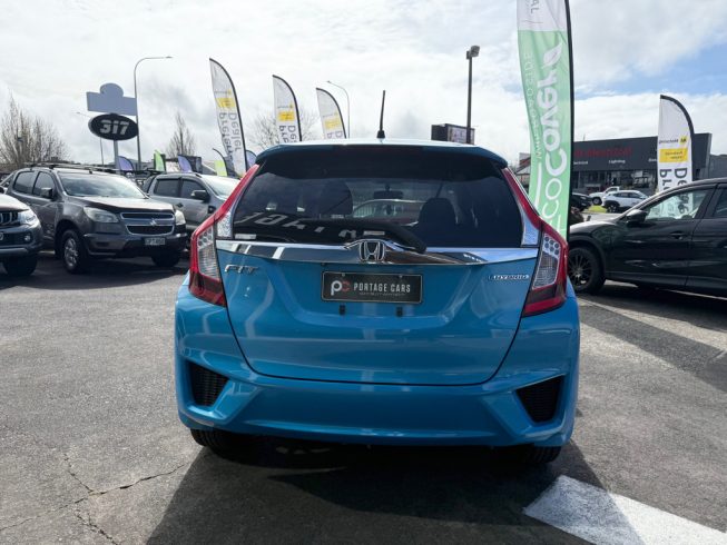 2014 Honda Fit Hybrid F Package image 295782