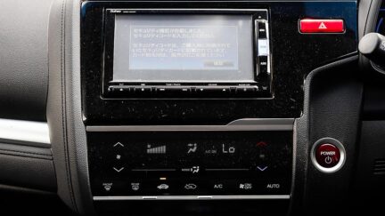 2014 Honda Fit Hybrid L-package image 312385