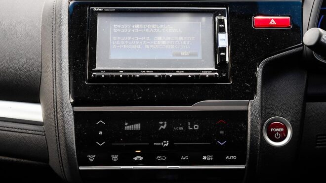 2014 Honda Fit Hybrid L-package image 312385