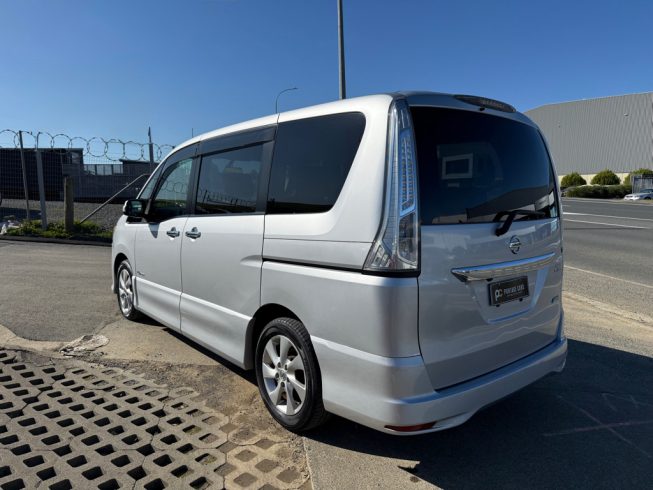2012 Nissan Serena Highway Star Hybrid image 296750