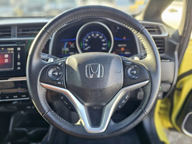 2013 Honda Fit L-package Hybrid image 298223