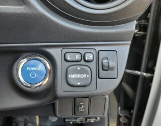 2015 Toyota Aqua Hybrid S Model, Push Start image 298071