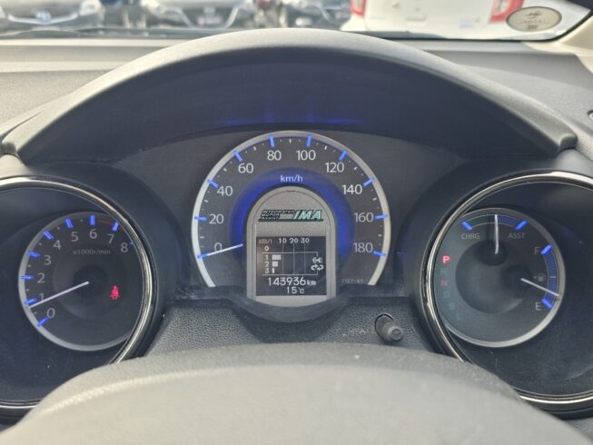 2012 Honda Fit SHUTTLE Hybrid image 299214