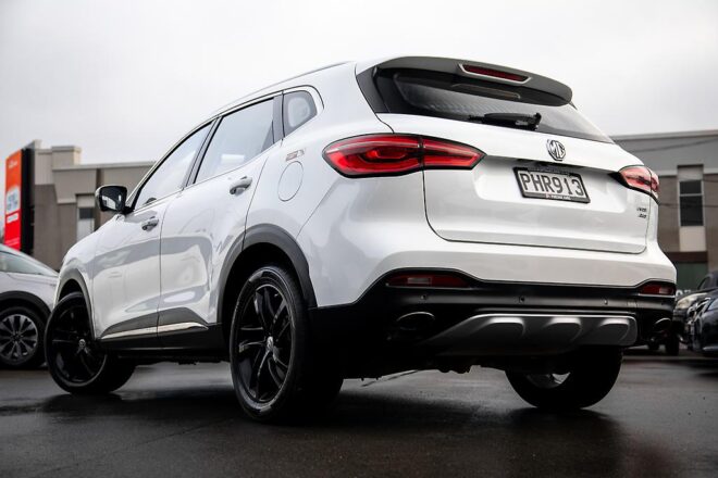 2022 Mg Hs 2.0PT/4WD/6AT Essence NZ New image 299069