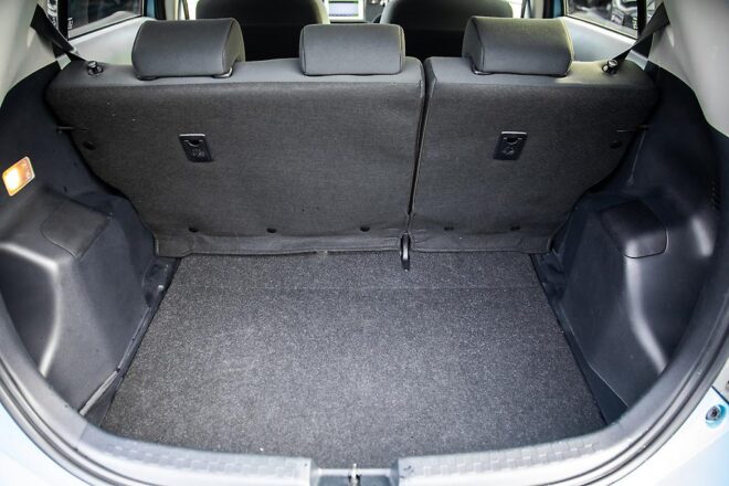 2012 Toyota Aqua S Model, Hybrid, Push start image 298155
