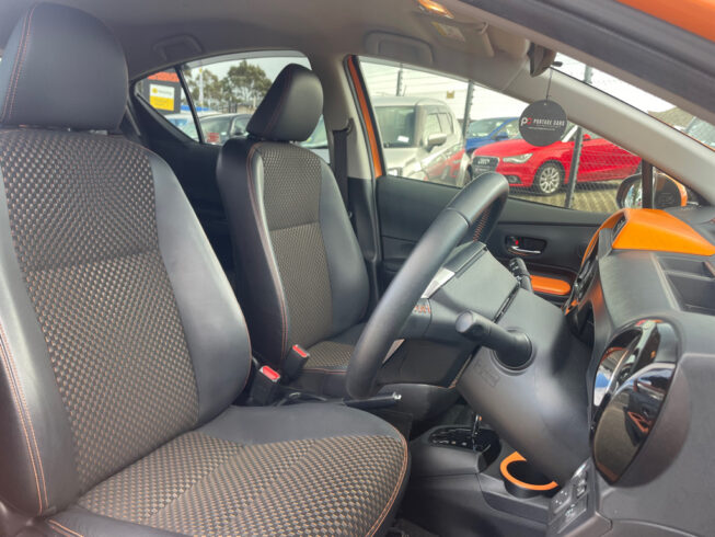 2015 Toyota Aqua X-Urban image 298560