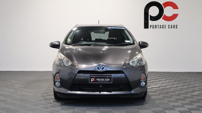 2012 Toyota Aqua G Model Push Start and Reversing Camera image 314824