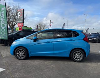 2014 Honda Fit Hybrid F Package image 295784