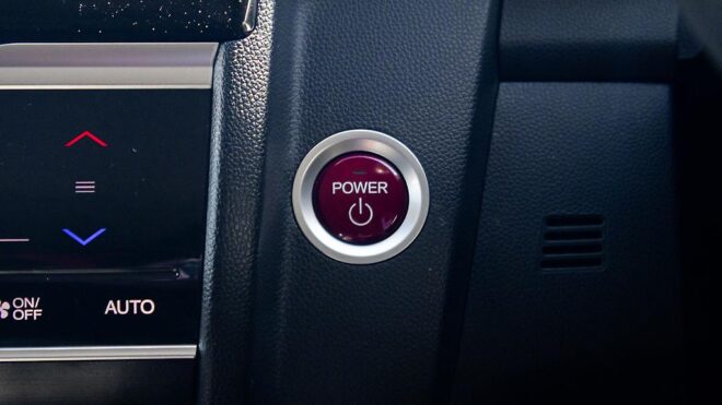 2014 Honda Fit Hybrid F Package, Push start image 308966