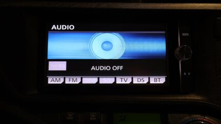 2012 Toyota Aqua Push Button Start – Alloy Wheels image 313360