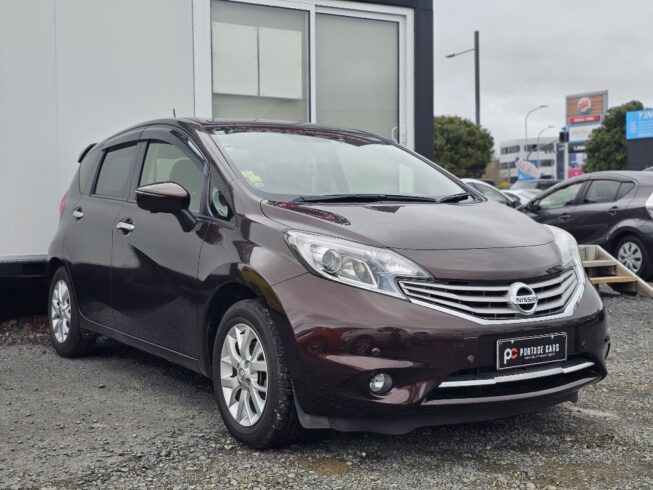 2014 Nissan Note Medalist – Half Leather – 360 Camera image 300801
