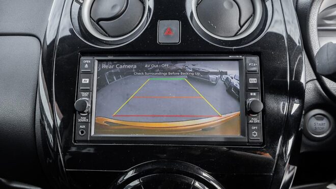 2017 Nissan Note e-power X image 315005