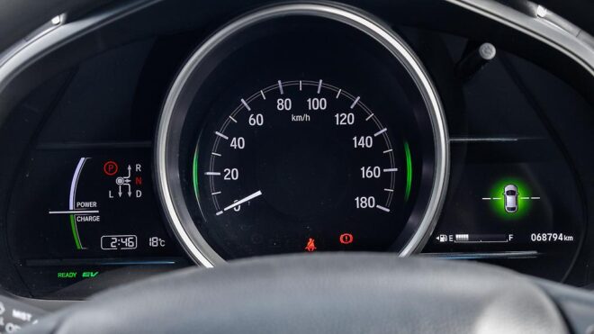 2018 Honda Fit Hybrid F, Push start, Reverse cam image 316176