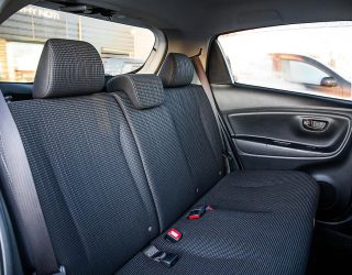 2017 Toyota Vitz F model Hybrid, Push start image 296636