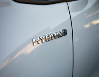 2017 Toyota Vitz F model Hybrid, Push start image 296646