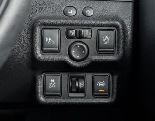 2017 Nissan Note e-power X image 315000