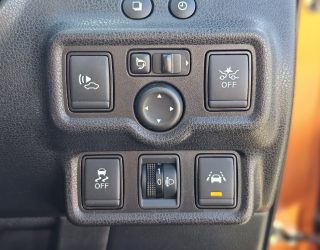 2017 Nissan Note e-power X image 296889