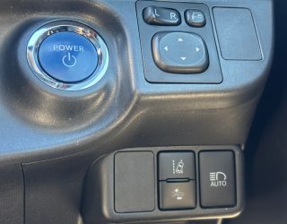 2017 Toyota Aqua X-Urban Crossover image 297190
