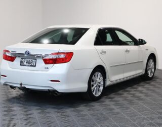 2013 Toyota Camry Hybrid G-Package, Cruise Control, Reverse Camera image 311792