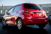 2016 Toyota Vitz U spec, Push Start,Reverse camera image 295705
