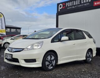2012 Honda Fit SHUTTLE Hybrid image 299205
