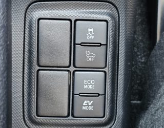 2016 Toyota Aqua S Model – Push Button Start image 297008