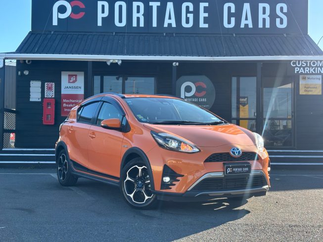 2017 Toyota Aqua X-Urban Crossover image 297172