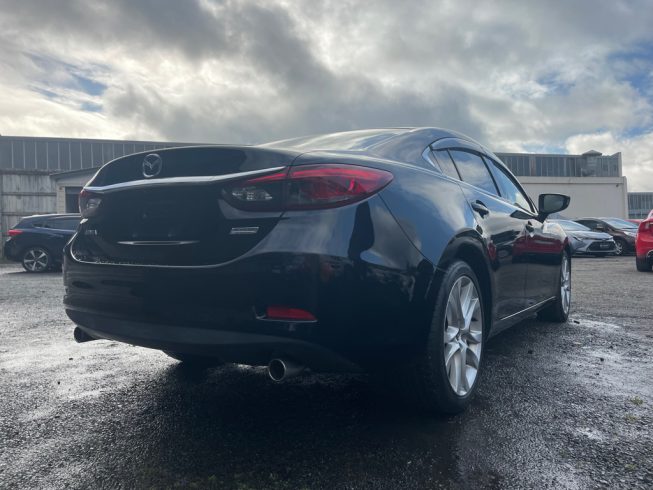 2015 Mazda Atenza 20S – Great look in black image 296674