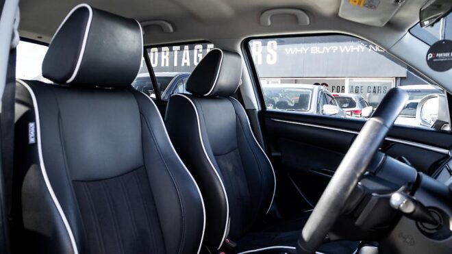 2015 Suzuki Swift SWIFT-STYLE Edition image 308643