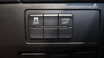 2015 Mazda Atenza 20S – Great look in black image 317186