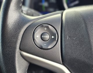 2014 Honda Fit Hybrid Hybrid L-package image 297373