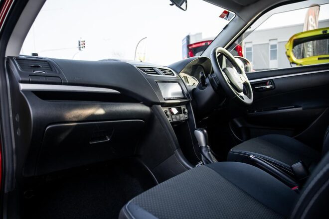 2015 Suzuki Swift Swift , RS, 7 Spd AT image 299041