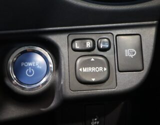 2012 Toyota Aqua G Model Push Start and Reversing Camera image 314840