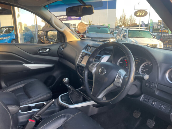 2015 Nissan Navara ST-X 2.3D 4WD image 298312