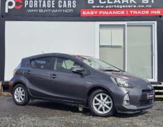 2012 Toyota Aqua G Model Push Start and Reversing Camera image 297920