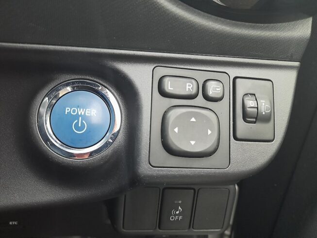 2015 Toyota Aqua S Model, Push Start, Reverse Camera image 298837