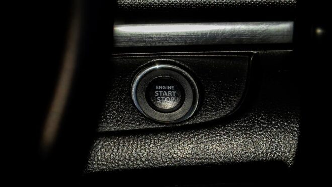 2015 Suzuki Swift SWIFT-STYLE Edition image 308645