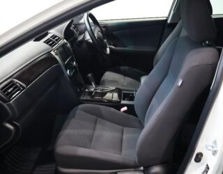 2013 Toyota Camry Hybrid G-Package, Cruise Control, Reverse Camera image 311796